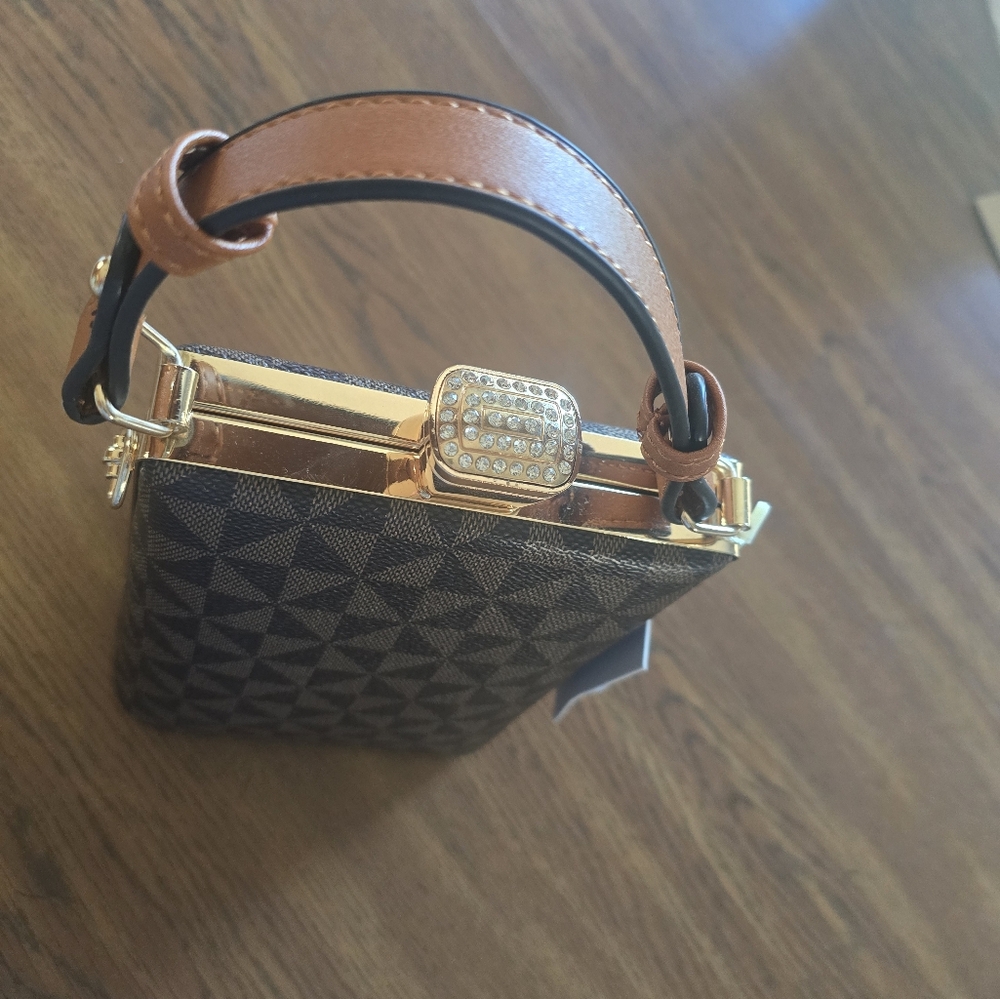 NWT Whitley-B, Monogram Structured Frame Satchel - Cross-body Bag - PETA, VEGAN - Picture 5 of 13